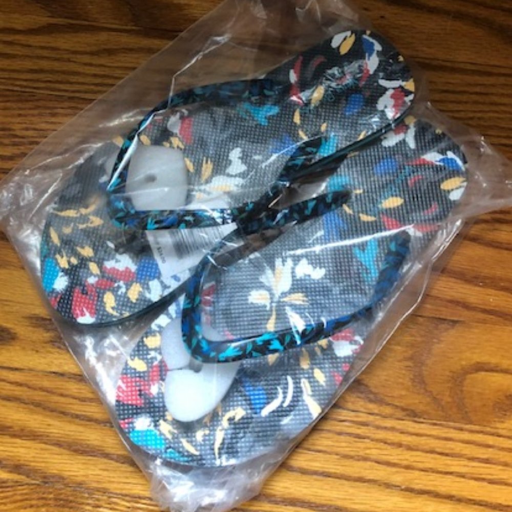 Vera Bradley Flip Flops Floral Splash New NWT